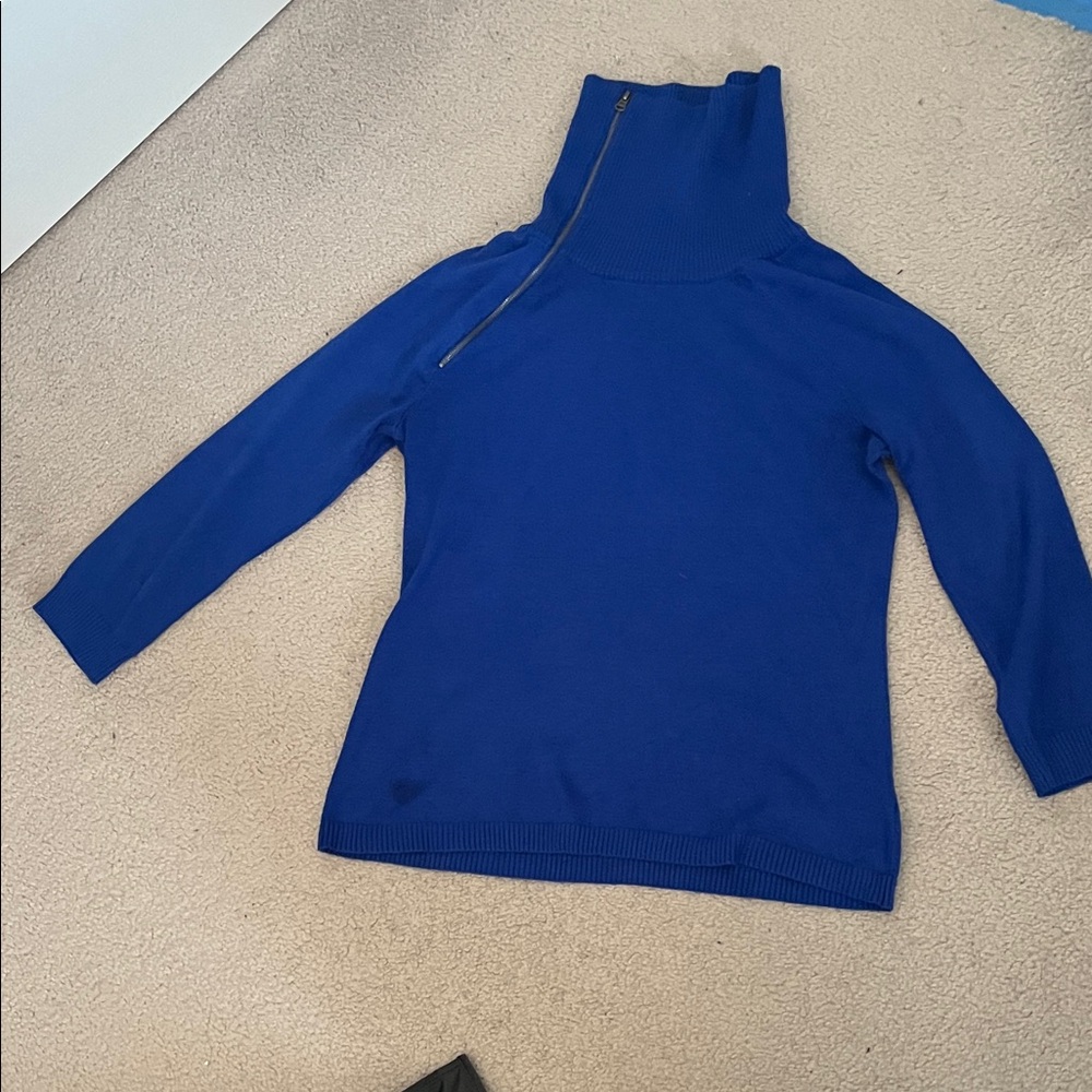 Spense Blue Turtleneck Sweatshirt